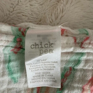 Set of 2 Chick Pea Swaddles